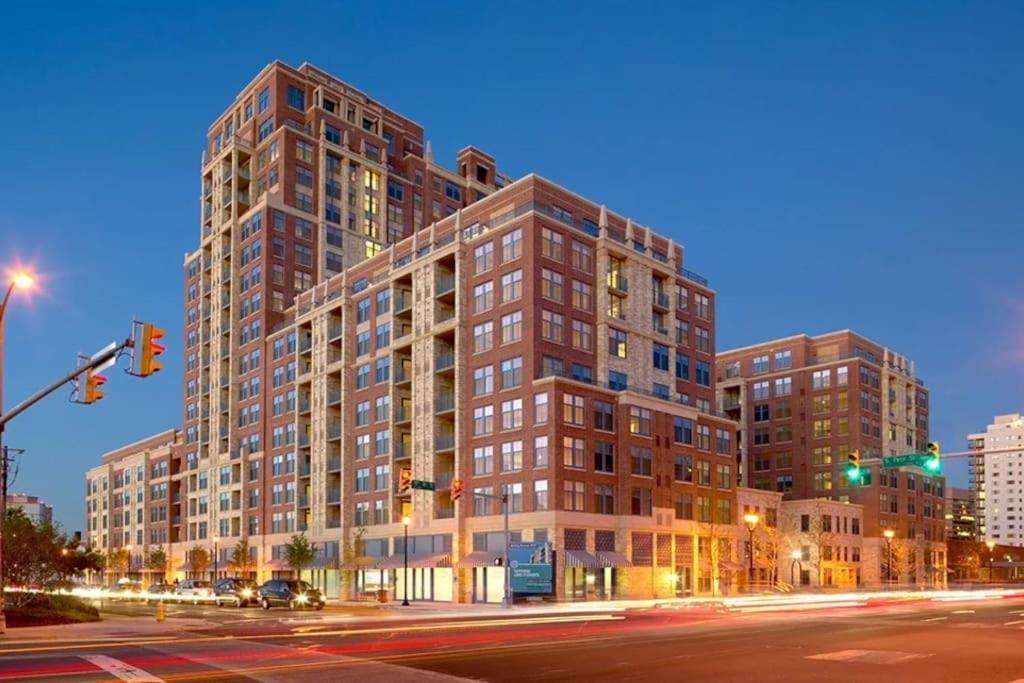 Pentagon City Comfort Modern Stay Арлінгтон Екстер'єр фото